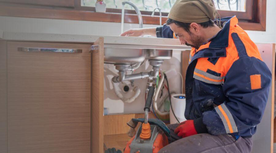 Expert burst pipe repair services in Winnabow, NC